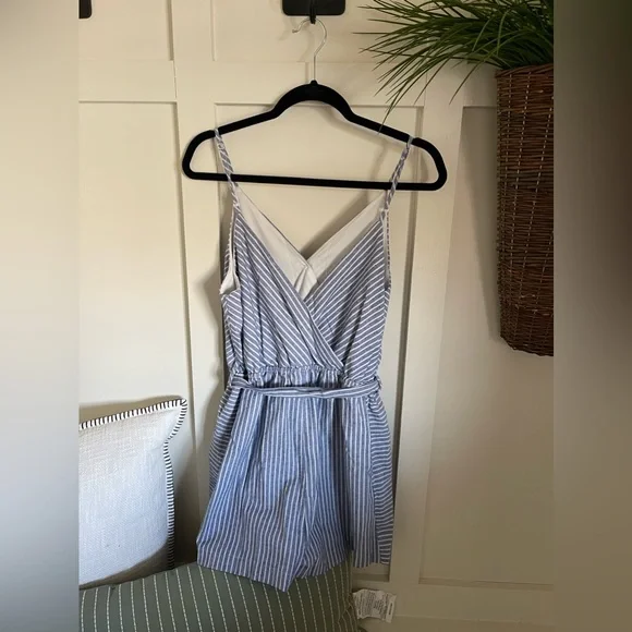 Purple Snow Romper. Women’s size XL. - Picture 2 of 4